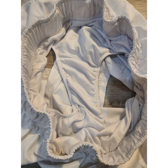 Athletic L 12-14 women's white athletic shorts with liner - Picture 3 of 9